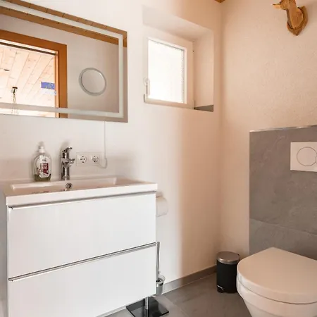 Alpen アパート *